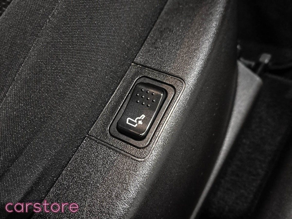 2023 Fiat Tipo - image 15