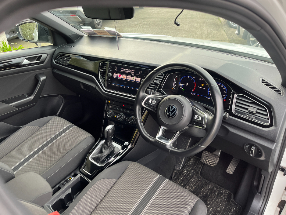 2022 Volkswagen T-Roc STLYE BLACK PACK AUTOMATIC 1.5 PETROL //LOW MILES//HIGH SPEC//KEYLESS ENTRY//ADAPTIVE CRUISE CONTROL//REVERSE CAMERA// €29,950