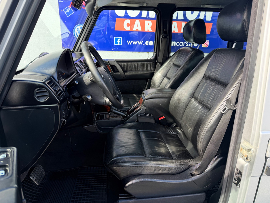 2000 Mercedes-Benz G Class - image 4