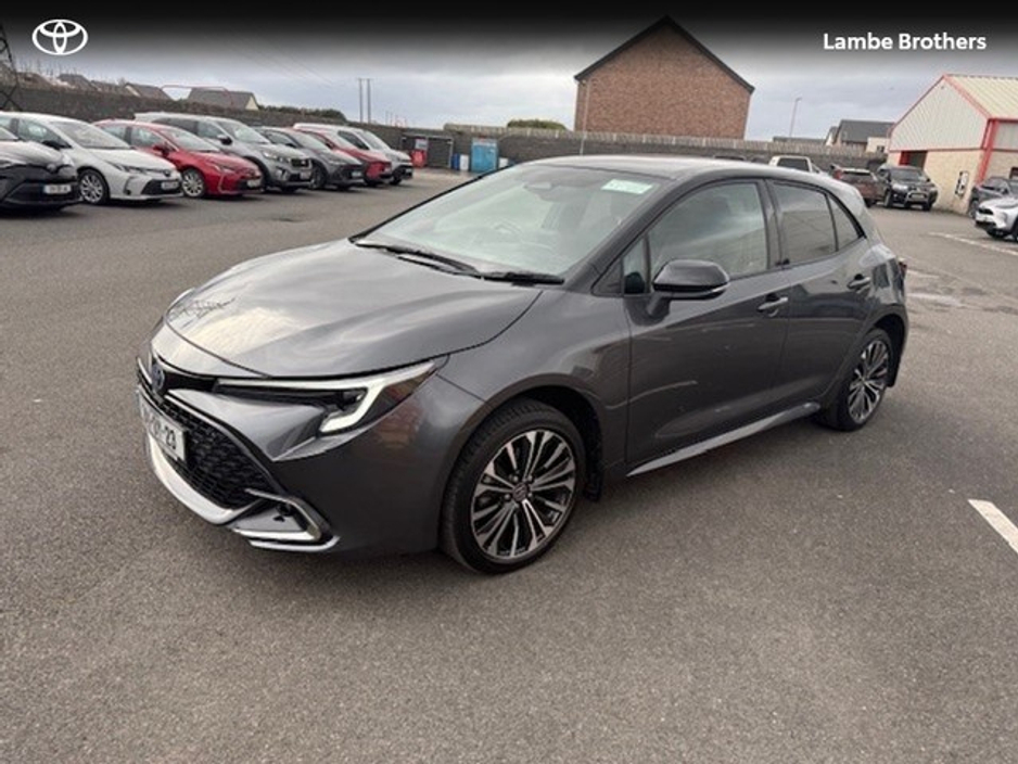 2024 Toyota Corolla - image 2