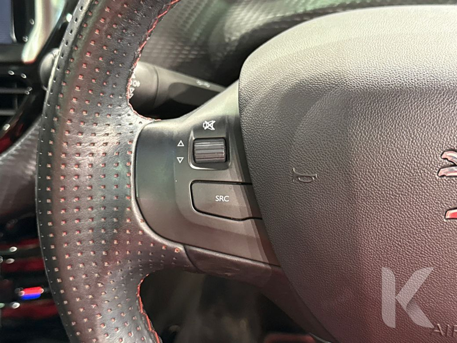 2016 Peugeot 2008 - image 16