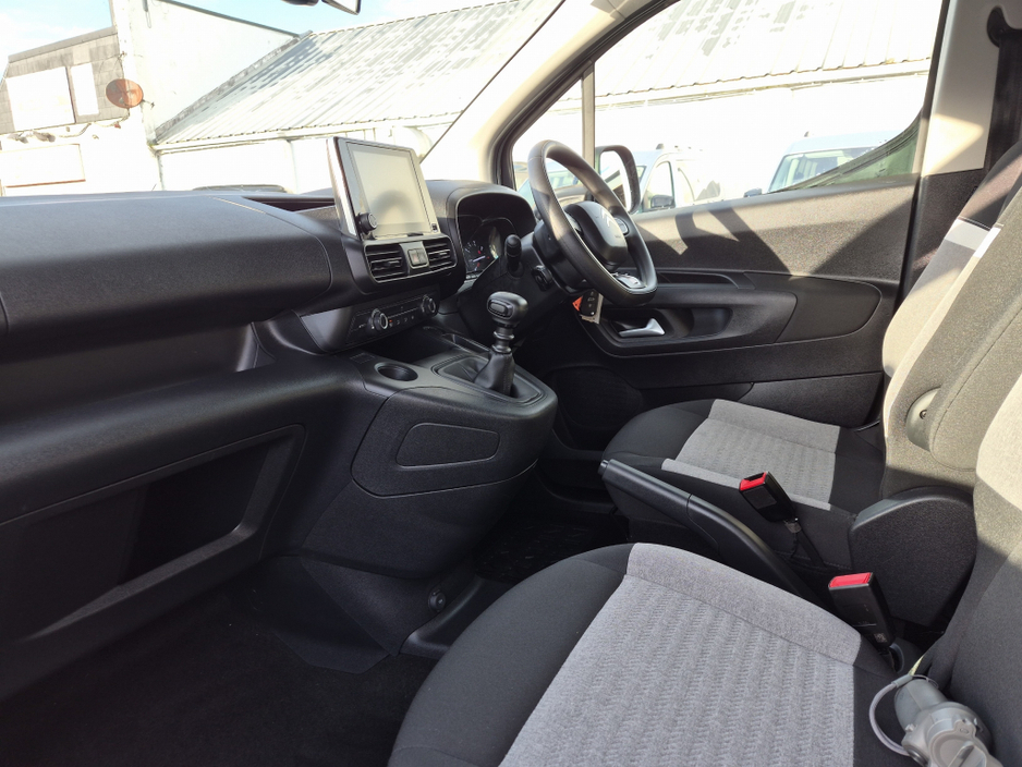 2023 Citroen Berlingo Multispace Wheelchair Access Taxi Spec €35,950