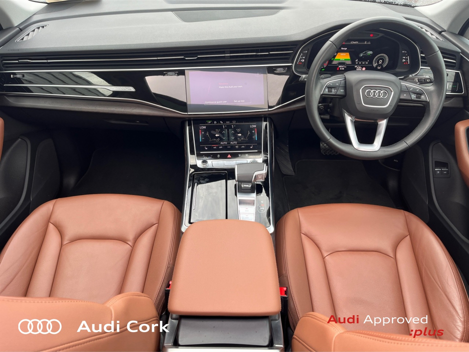 2022 Audi Q7 - image 12