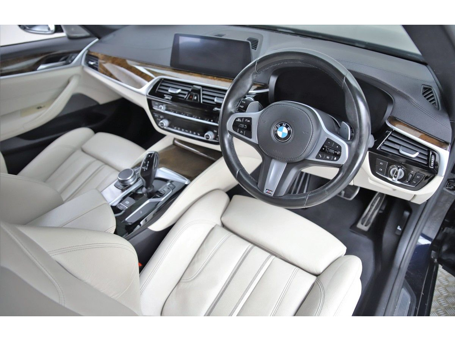 2020 BMW 5 Series 520D M SPORT ZM6N *FULL BEIGE LEATHER* €33,890