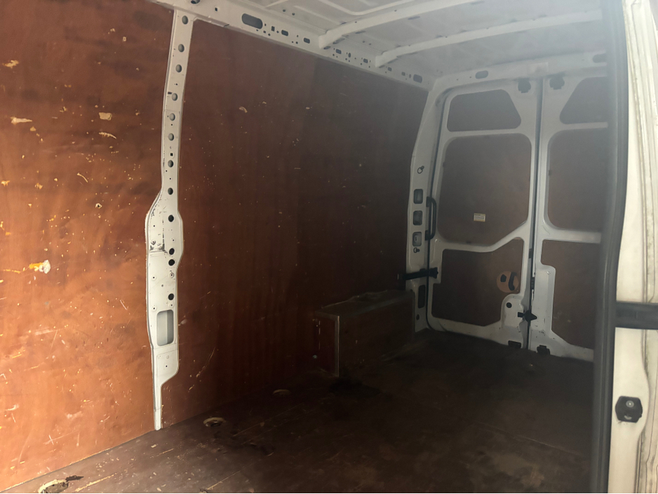 2020 Renault Master - image 14