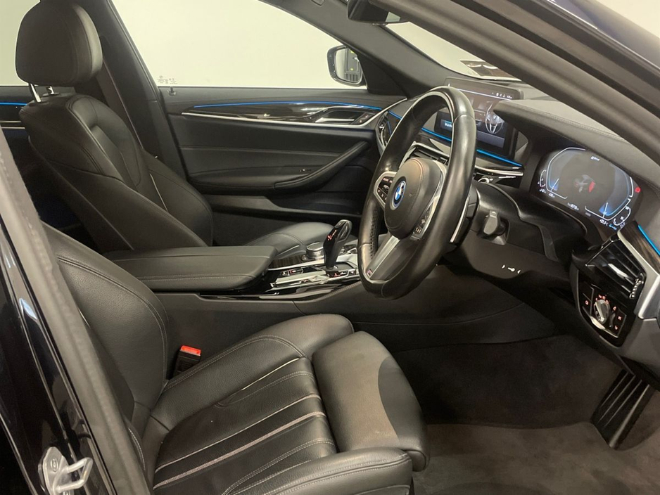 2023 BMW 5 Series 530e M Sport Saloon €45,995