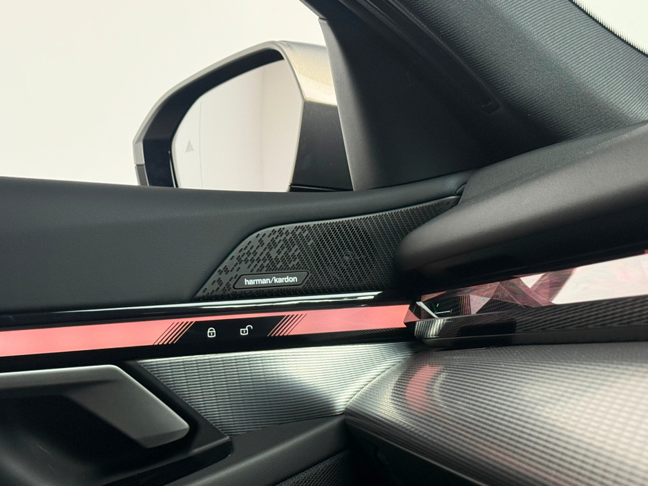 2025 BMW 5 Series 530E M SPORT €69,990