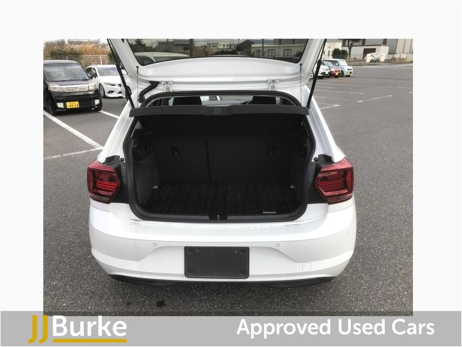 2022 Volkswagen Polo - image 12