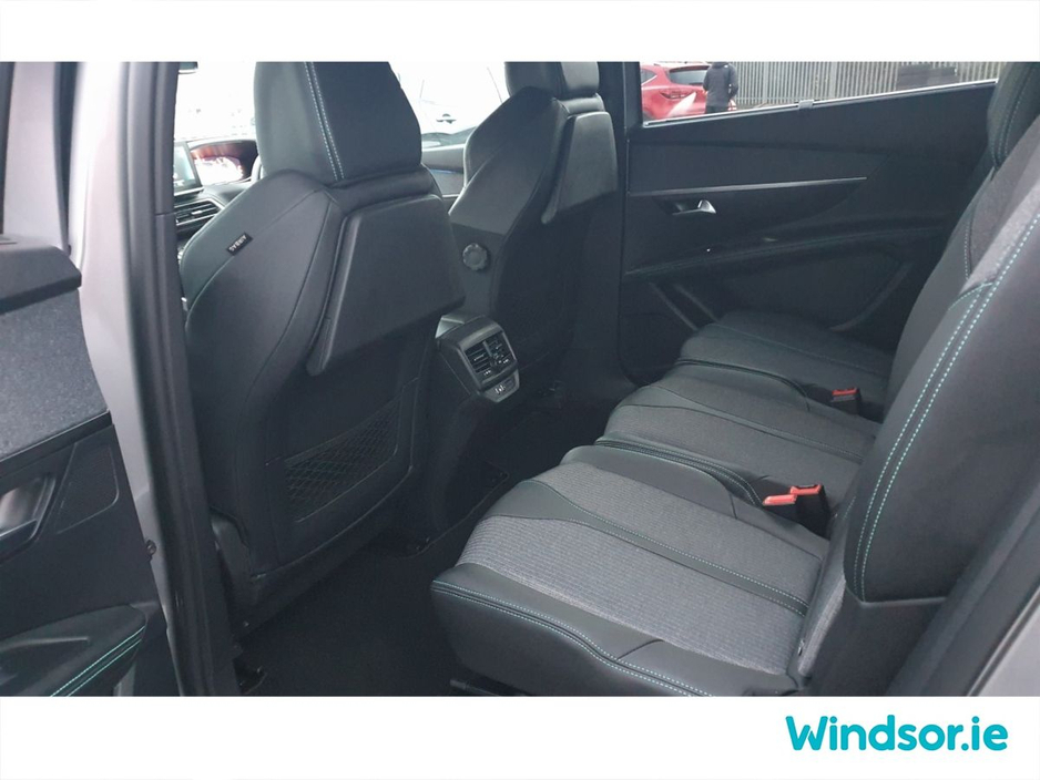 2024 Peugeot 5008 1.5 BlueHDi 130bhp Allure Auto €43,995