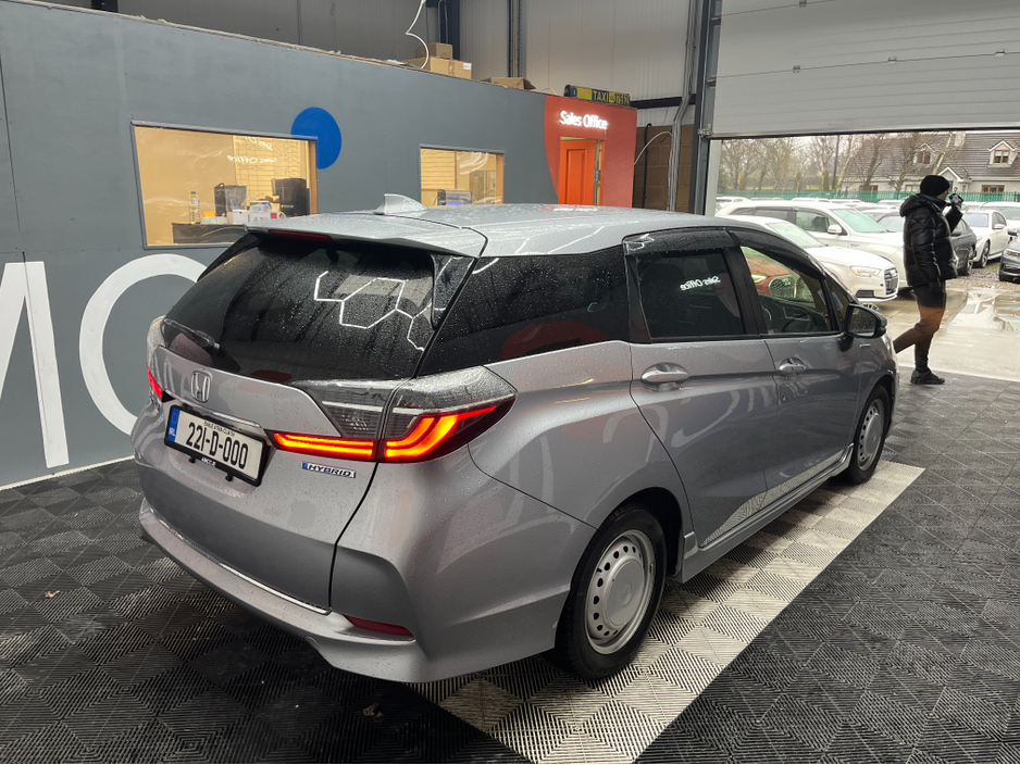 2022 Honda Shuttle €17950 2022 HONDA SHUTTLE HYBRID SENSING 1.5 AUTOMATIC / CRUISE CONTROL / REVERSE CAMERA AND MORE €17,950