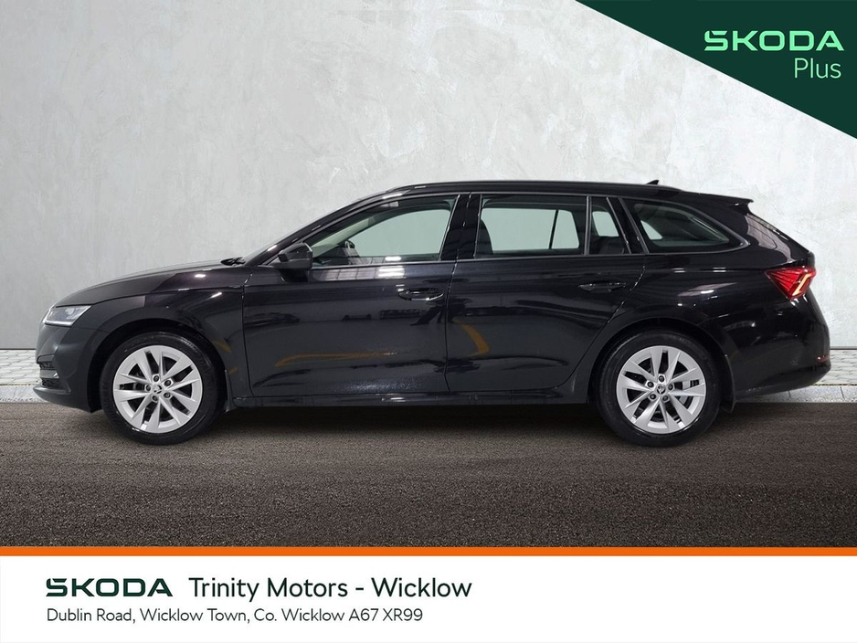 2023 Skoda Octavia - image 6