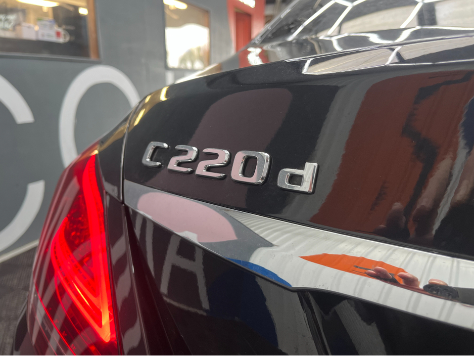 2020 Mercedes-Benz C Class €29950 2020 MERCEDES-BENZ C220D LAUREUS EDITION 2.0 AUTOMATIC / CRUISE CONTROL / REVERSE CAMERA / ELECTRIC MEMORY & HEATED SEATS / PADDLE SHIFTERS / APPLE CARPLAY AND MORE €29,950