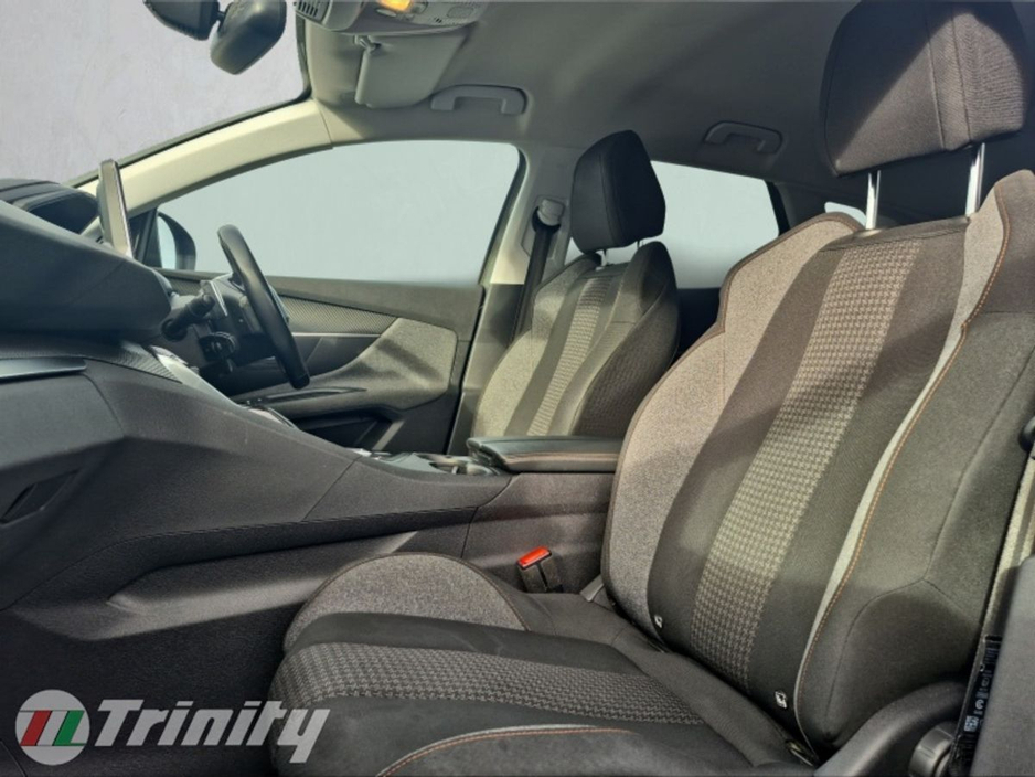 2019 Peugeot 3008 - image 16