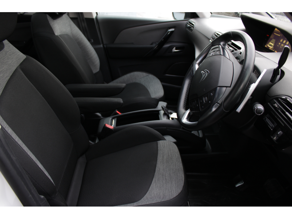 2018 Citroen C4 Picasso 2.0HDI SHINE EDITION 5DR ESTATE AUTOMATIC // 1 OWNER CAR WITH ONLY 63,000 KMS IN MINT CONDITION // BUY WITH CONFIDENCE AA AND SIMI APPROVED DEALER 2026 // FINANCE ARRANGED // TRADE INS WELCOME // €15,950