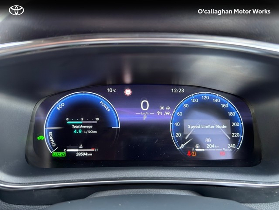 2024 Toyota Corolla - image 13