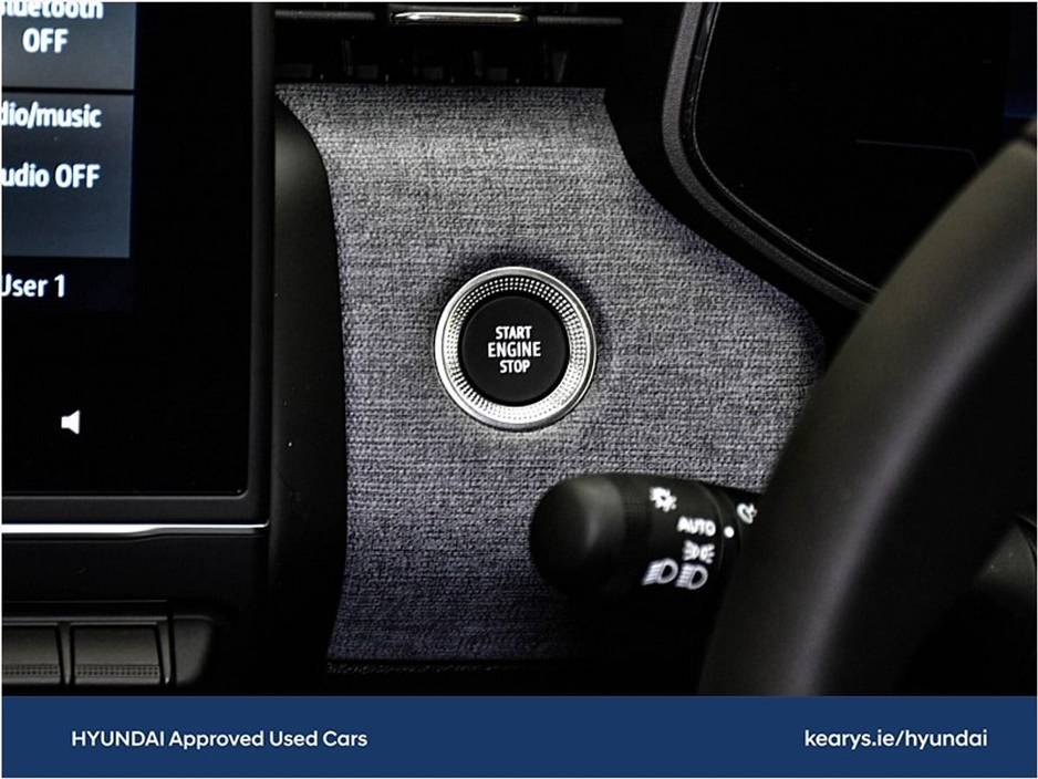 2025 Renault Clio - image 19