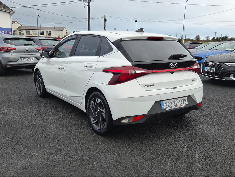 2022 Hyundai i20 DELUXE PLUS 5DR €17,950
