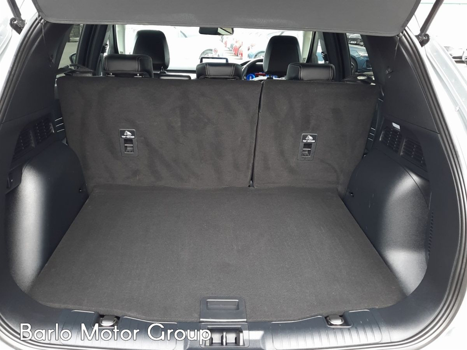 2023 Ford Kuga - image 19