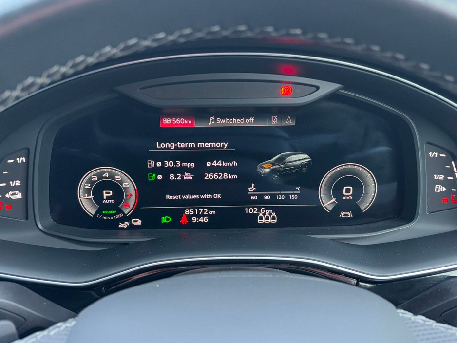 2022 Audi Q7 55 TFSIe S-LINE PHEV FACTORY ELECTRIC TOW BAR €59,995