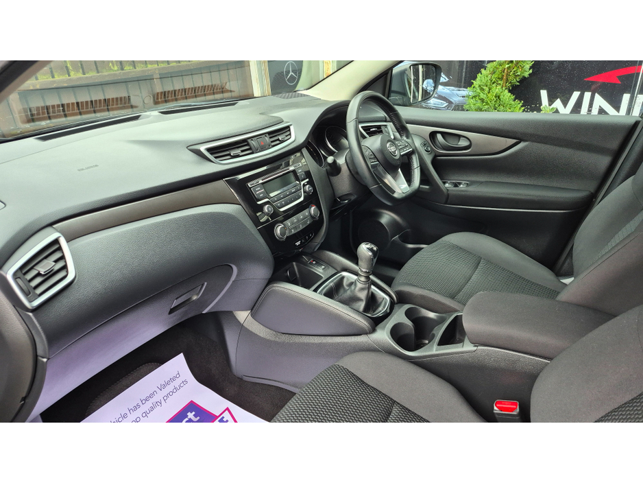 2018 Nissan Qashqai - image 9