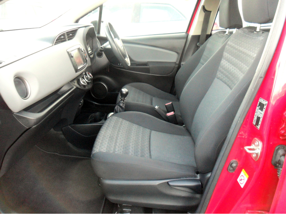 2016 Toyota Yaris 1.3  LUNA 5-DR......NCT 07/26......TAXED 04/26......FULL SERVICE HISTORY €9,995