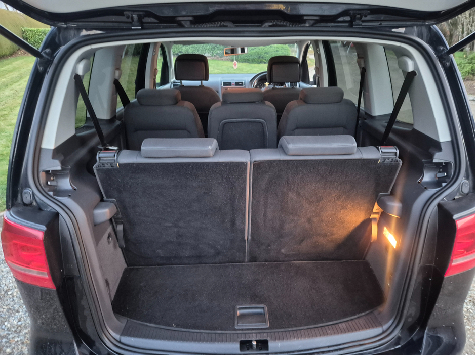 2013 Volkswagen Touran - image 12