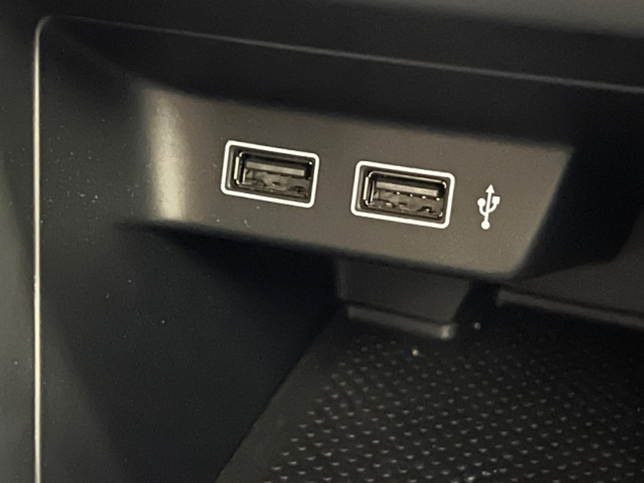 2018 Volkswagen Polo - image 20