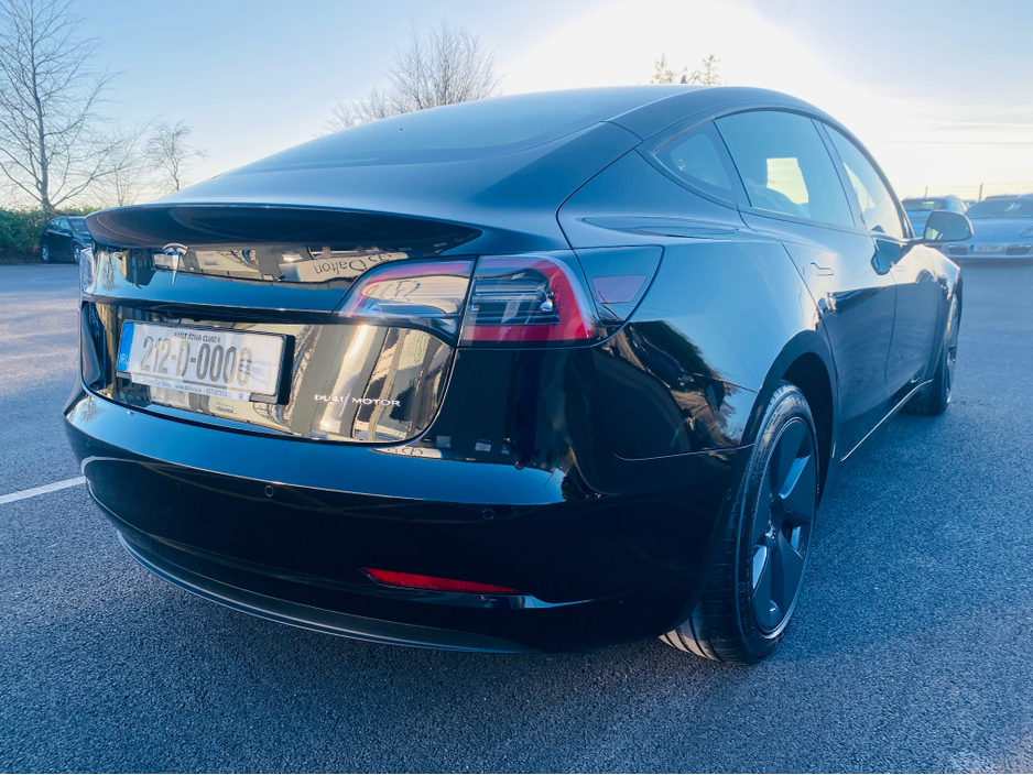 2021 Tesla Model 3 - image 6