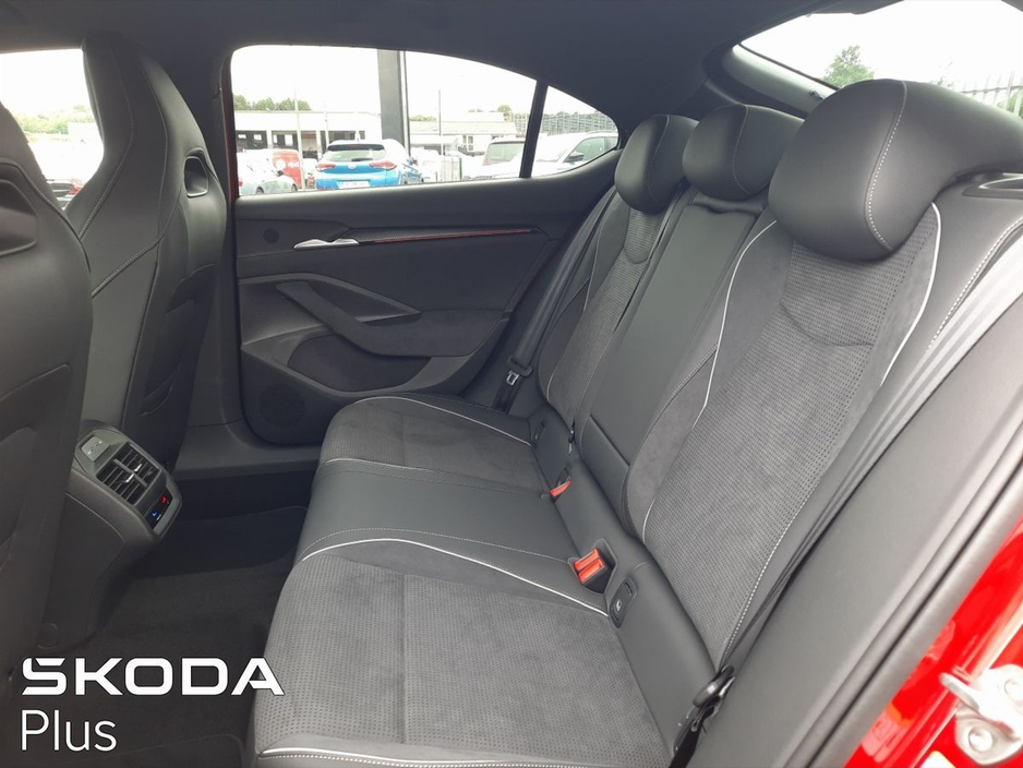 2025 Skoda Superb SPORTLINE 2.0TDI 150HP DSG €54,900