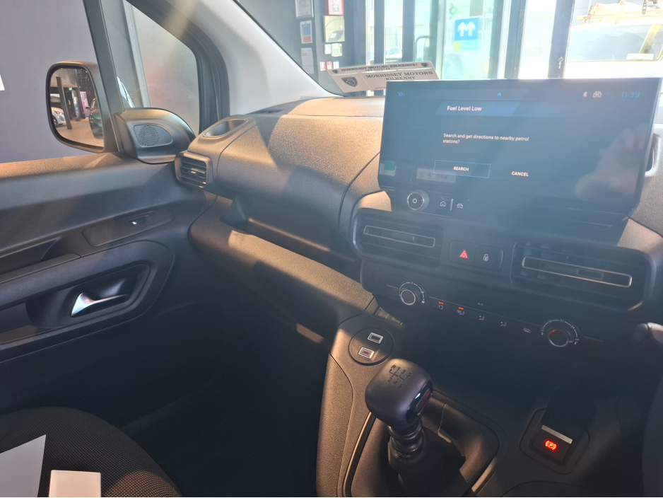 2026 Peugeot Partner - image 19