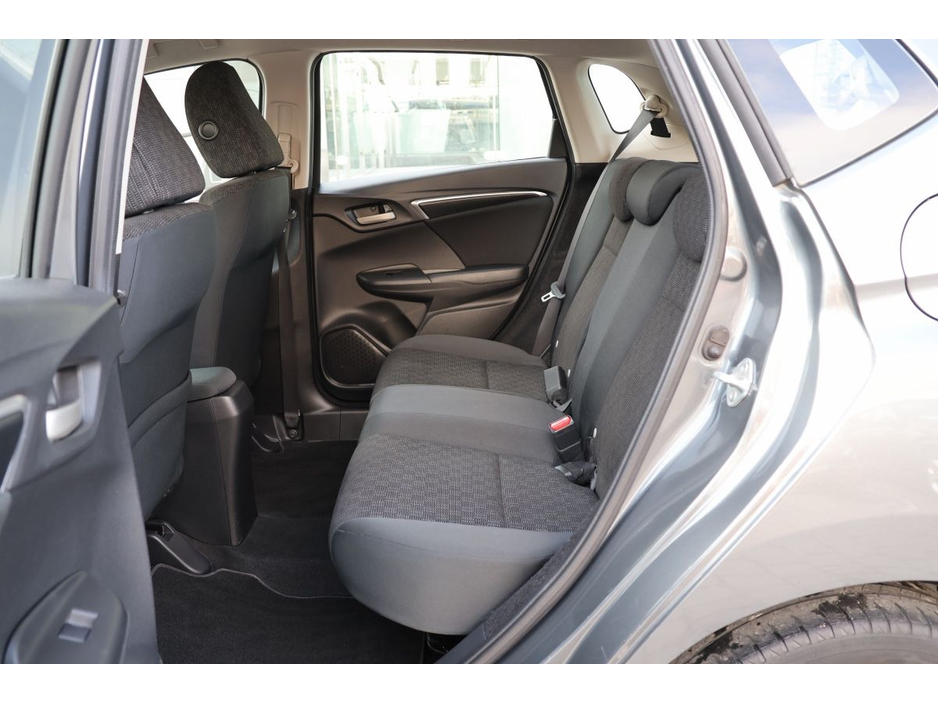 2018 Honda Jazz - image 14