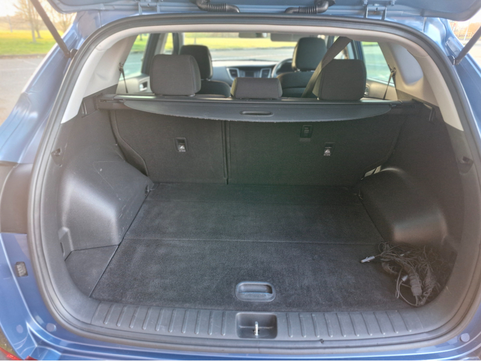 2016 Hyundai Tucson - image 23