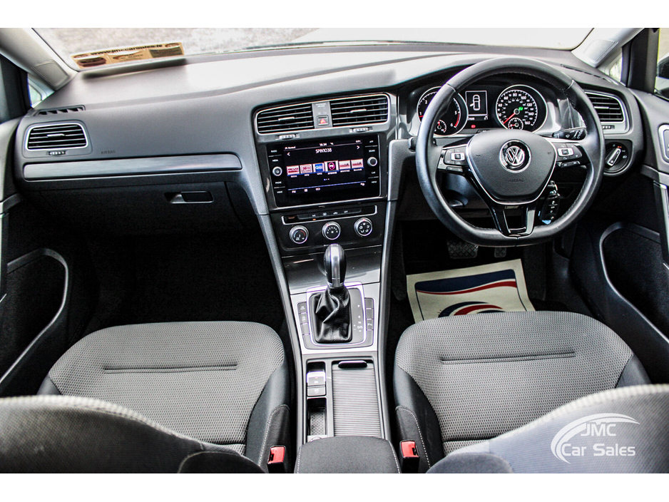 2018 Volkswagen Golf - image 28