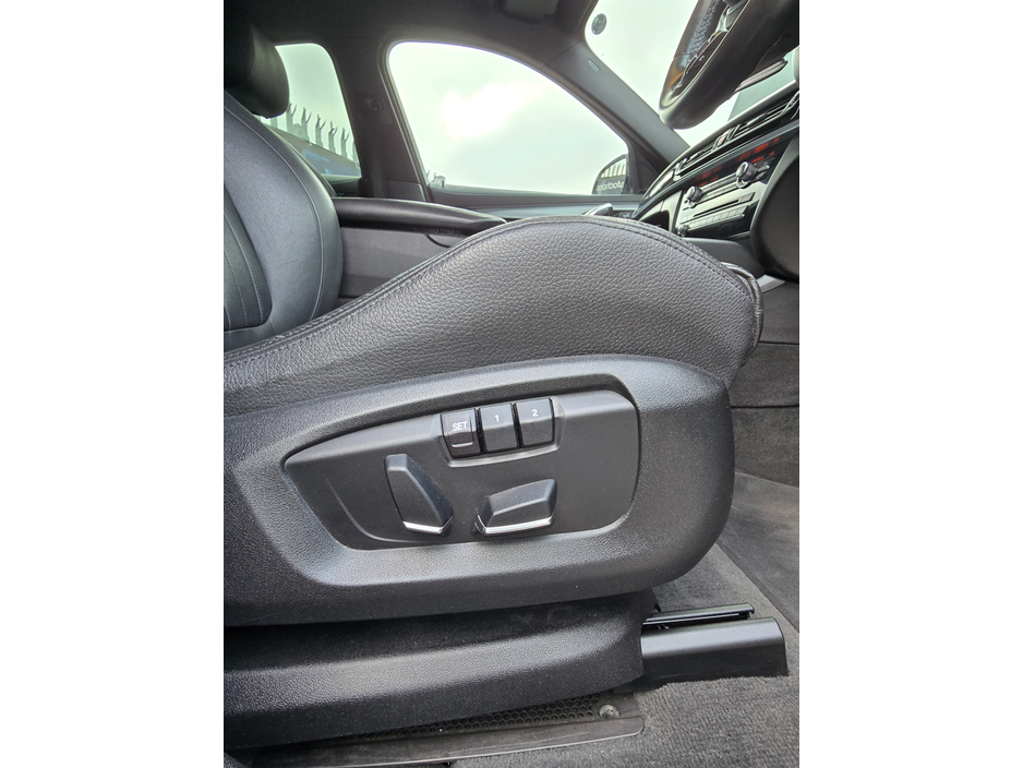 2016 BMW X6 - image 13