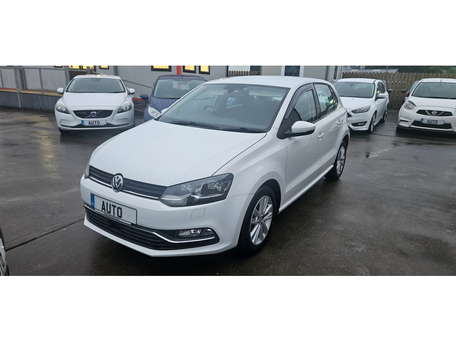 2017 Volkswagen Polo auto comfortline plus 1.2 tsi dsg low kms €12,750