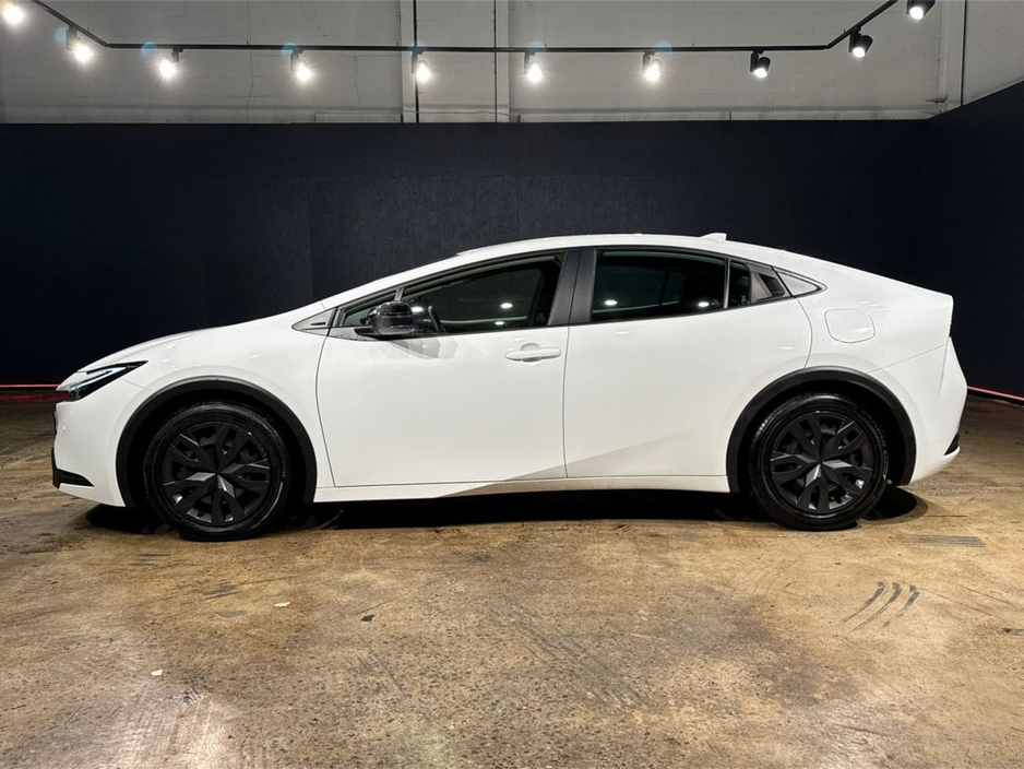 2024 Toyota Prius 1.8 HYBRID - NEW MODEL - CRUISE CONTROL - REVERSE CAMERA - MULTI FUNCTION STEERING WHEEL - €31,950