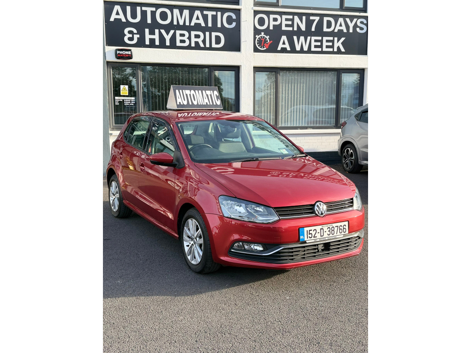 2015 Volkswagen Polo  €12,390