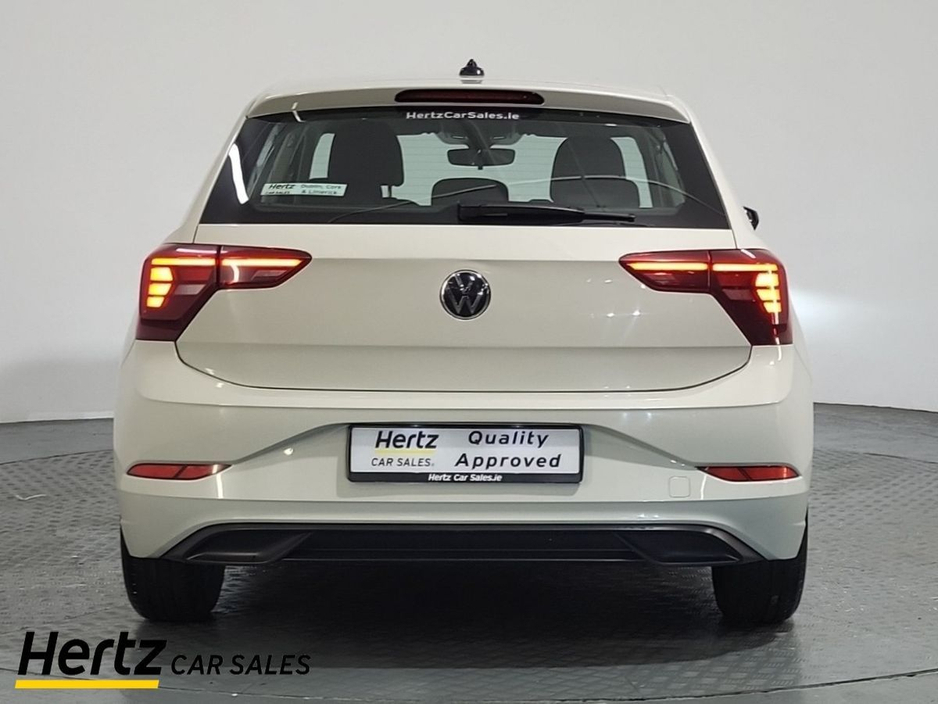 2024 Volkswagen Polo - image 4