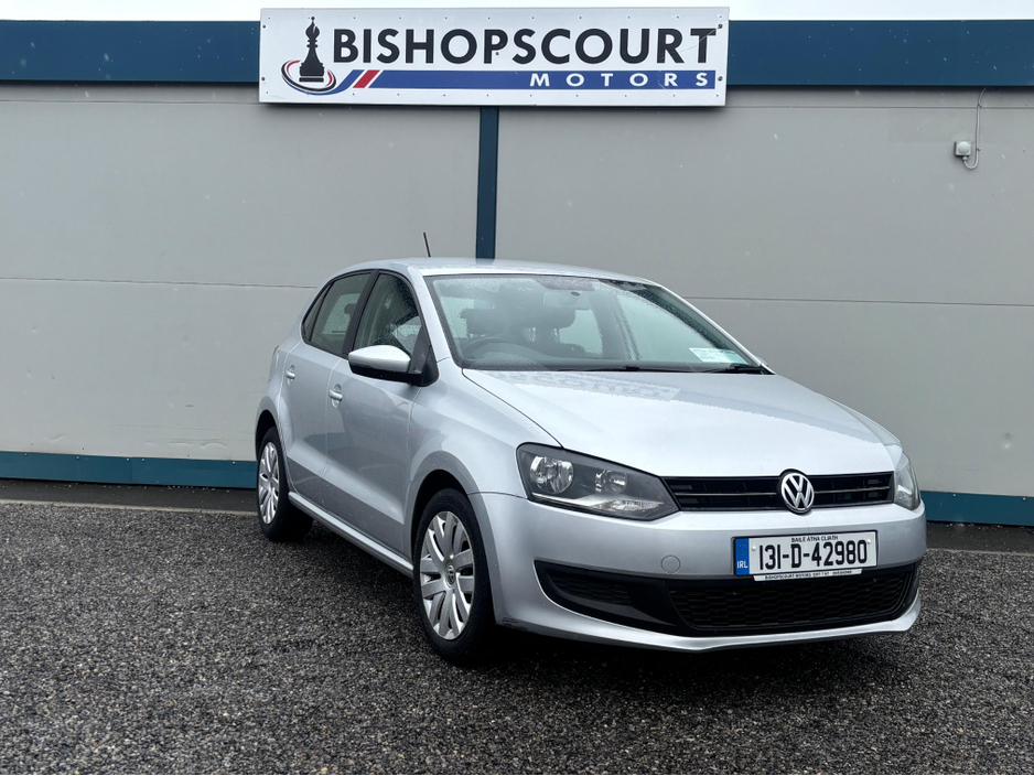 2013 Volkswagen Polo - image 4