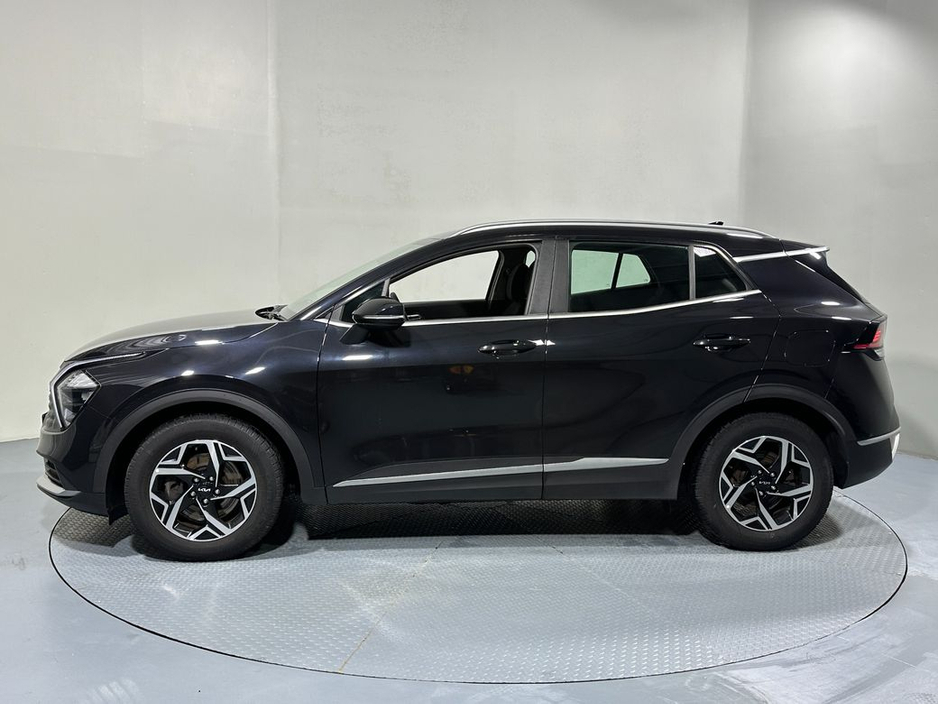2022 Kia Sportage - image 4