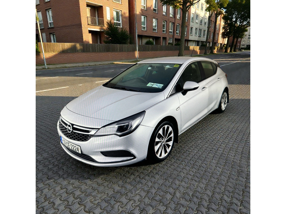 2017 Opel Astra 1.4 100PS SC €9,888