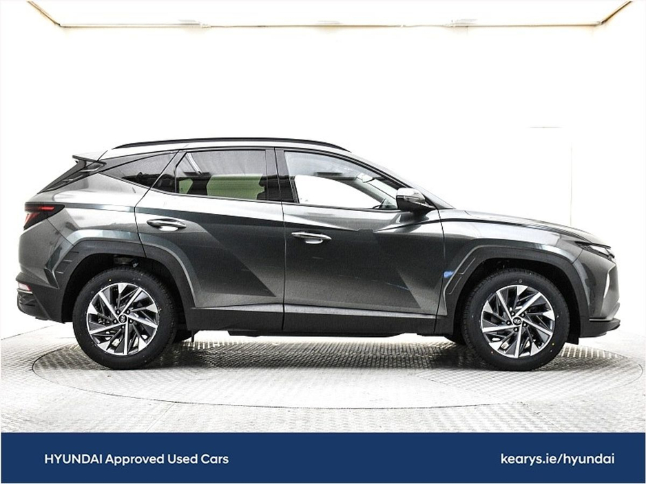 2022 Hyundai Tucson - image 14