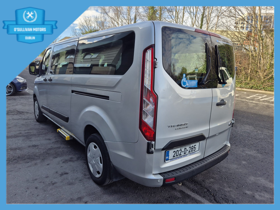 2020 Ford Transit Custom - image 9