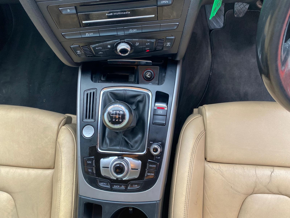 2015 Audi A4 - image 16