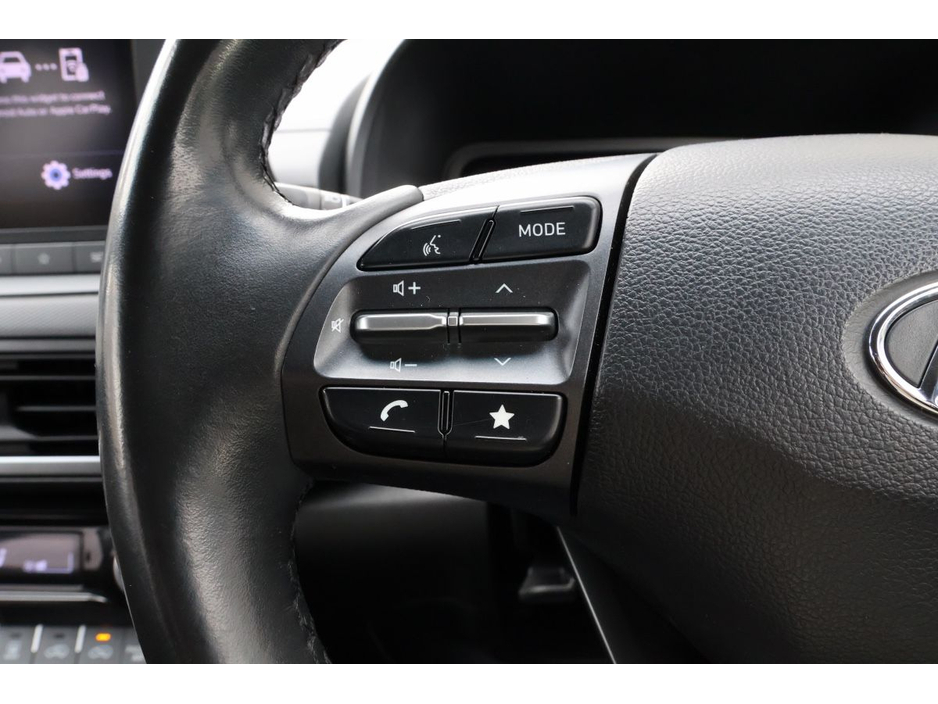 2022 Hyundai Kona - image 8