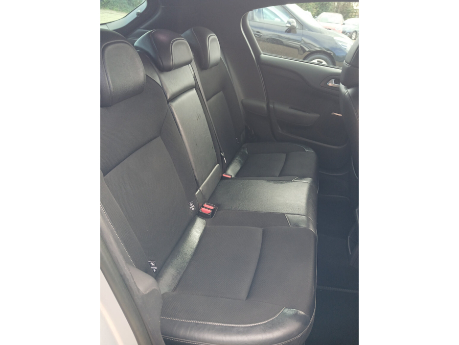 2013 Citroen DS4 - image 13