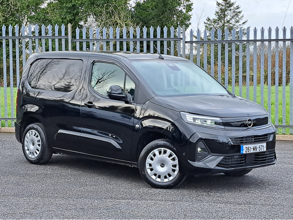 2026 Opel Combo - image 3