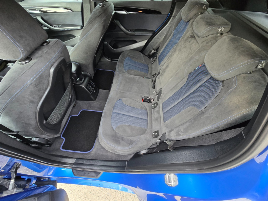 2017 BMW X1 - image 13