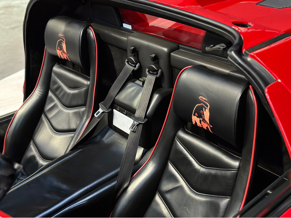 2000 Lamborghini Diablo - image 27