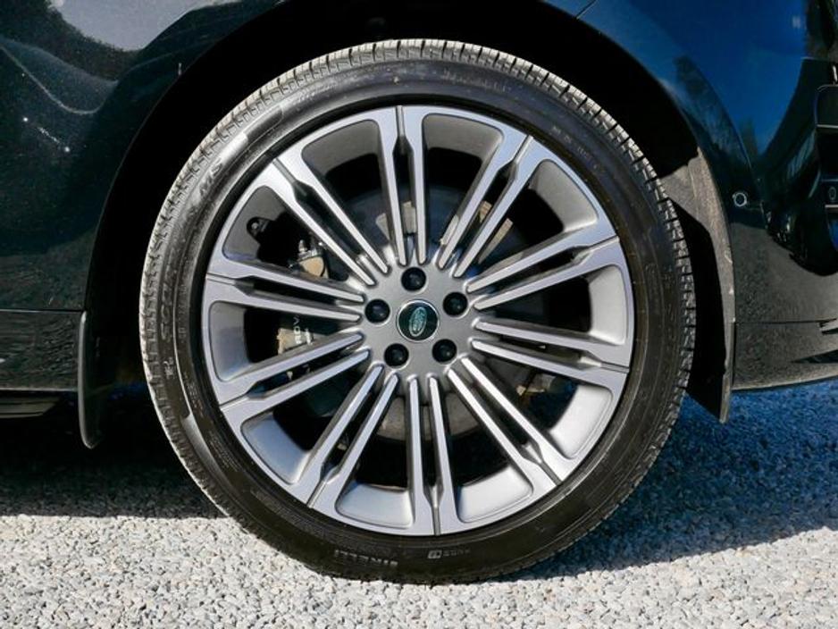 2026 Land Rover Range Rover Sport - image 13